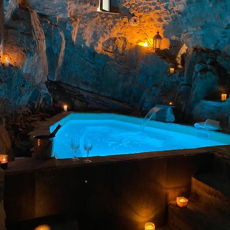 La Casa Medievale Suites E Spa 蓬特雷莫利 外观 照片