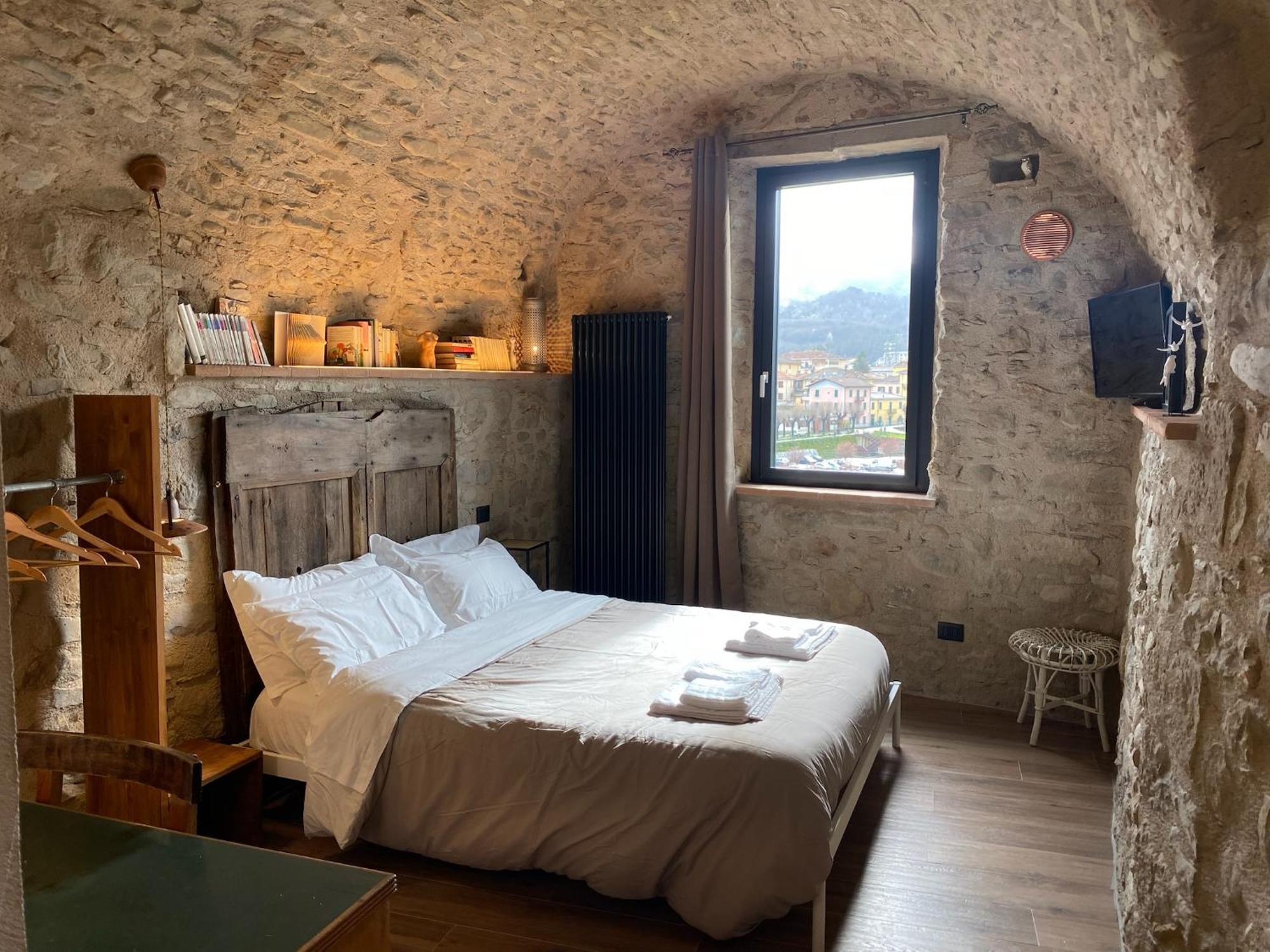 La Casa Medievale Suites E Spa 蓬特雷莫利 外观 照片