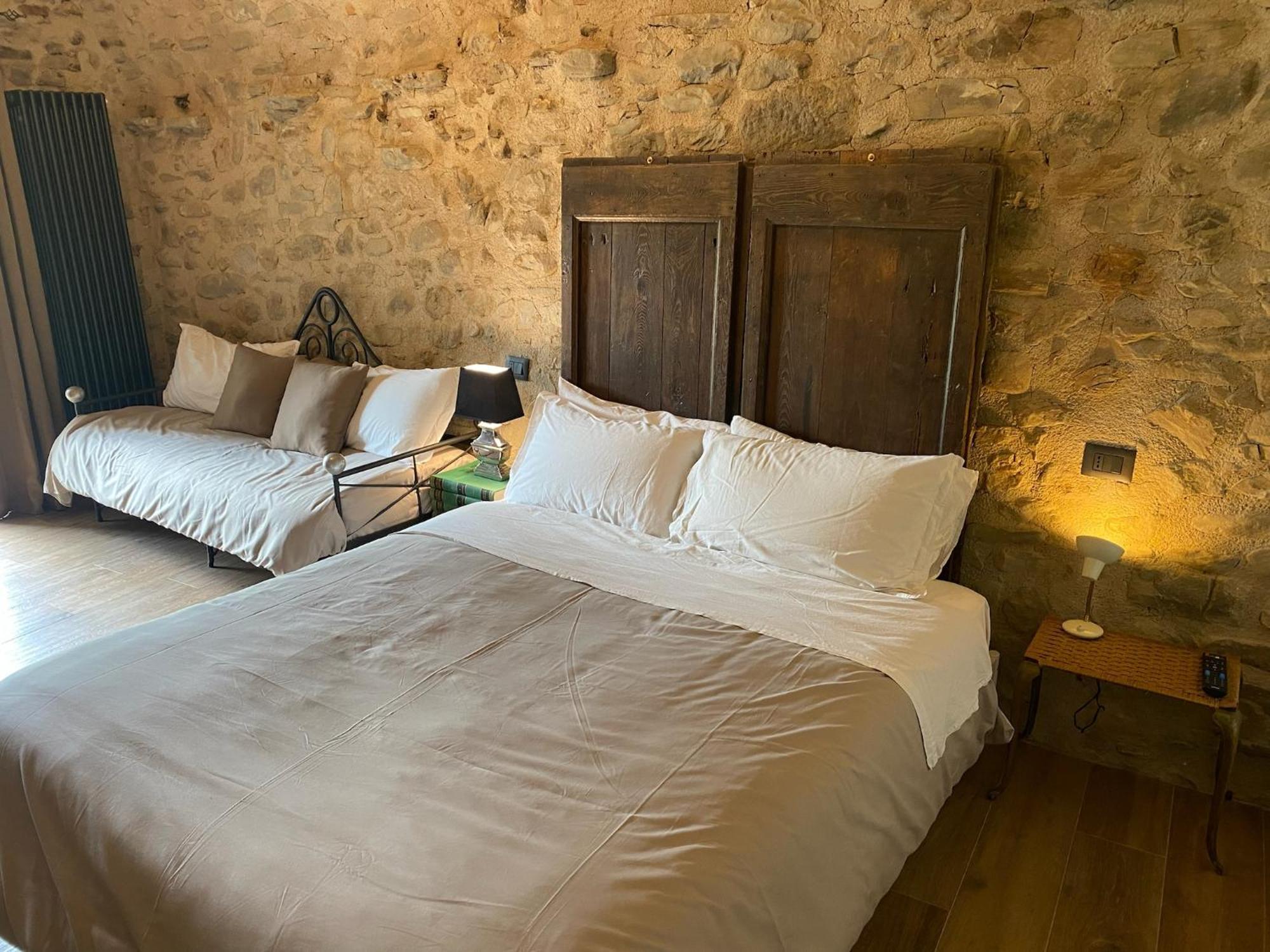 La Casa Medievale Suites E Spa 蓬特雷莫利 外观 照片