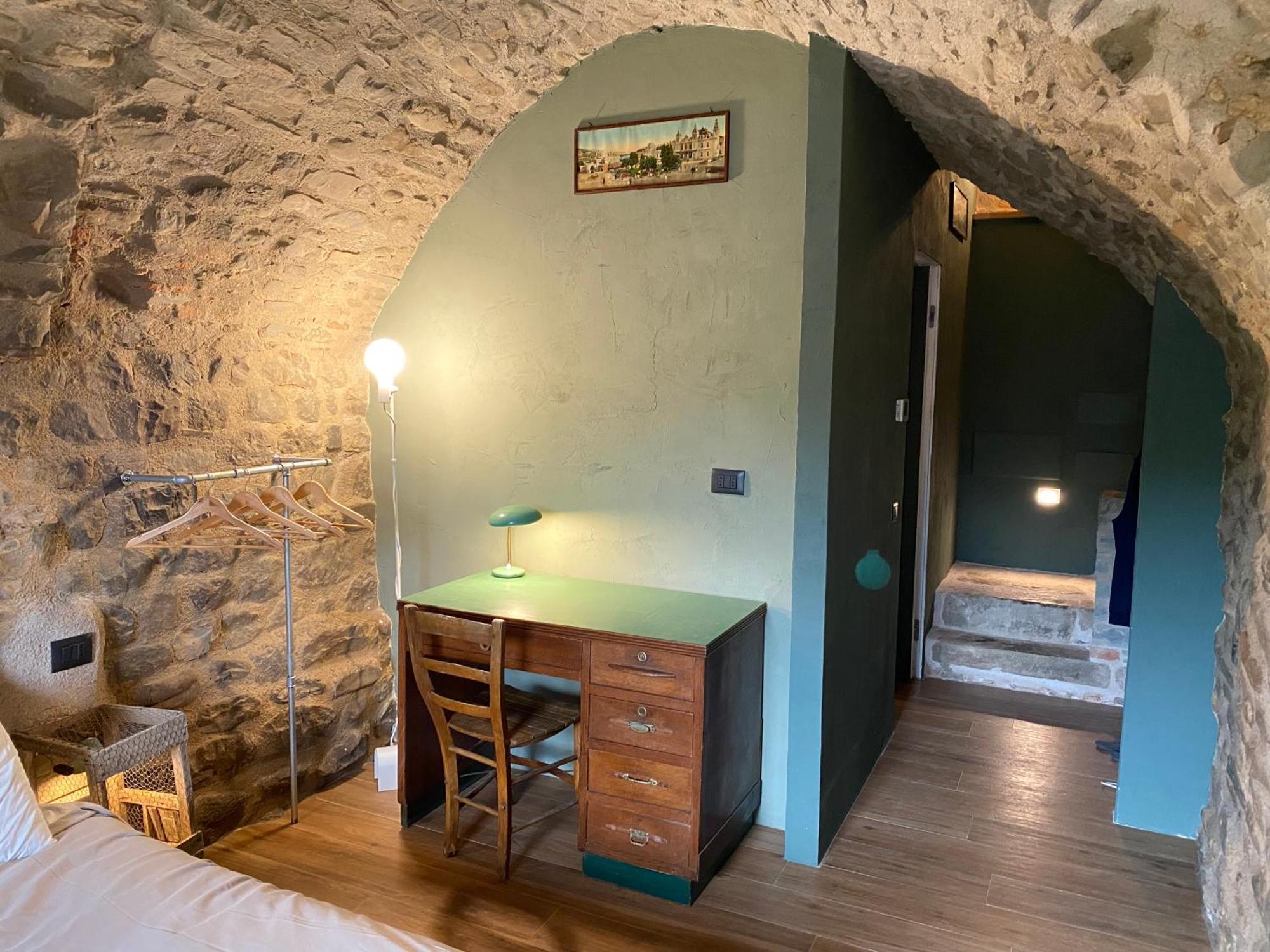 La Casa Medievale Suites E Spa 蓬特雷莫利 外观 照片